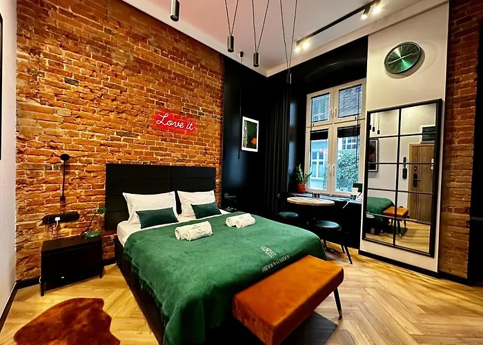 Διαμέρισμα Apartament 16 By Hidden Garden