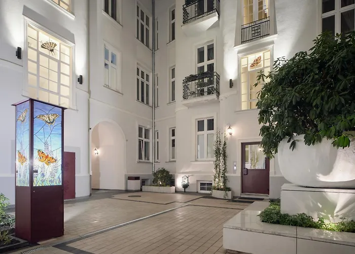 Apartament 16 By Hidden Garden Λοτζ